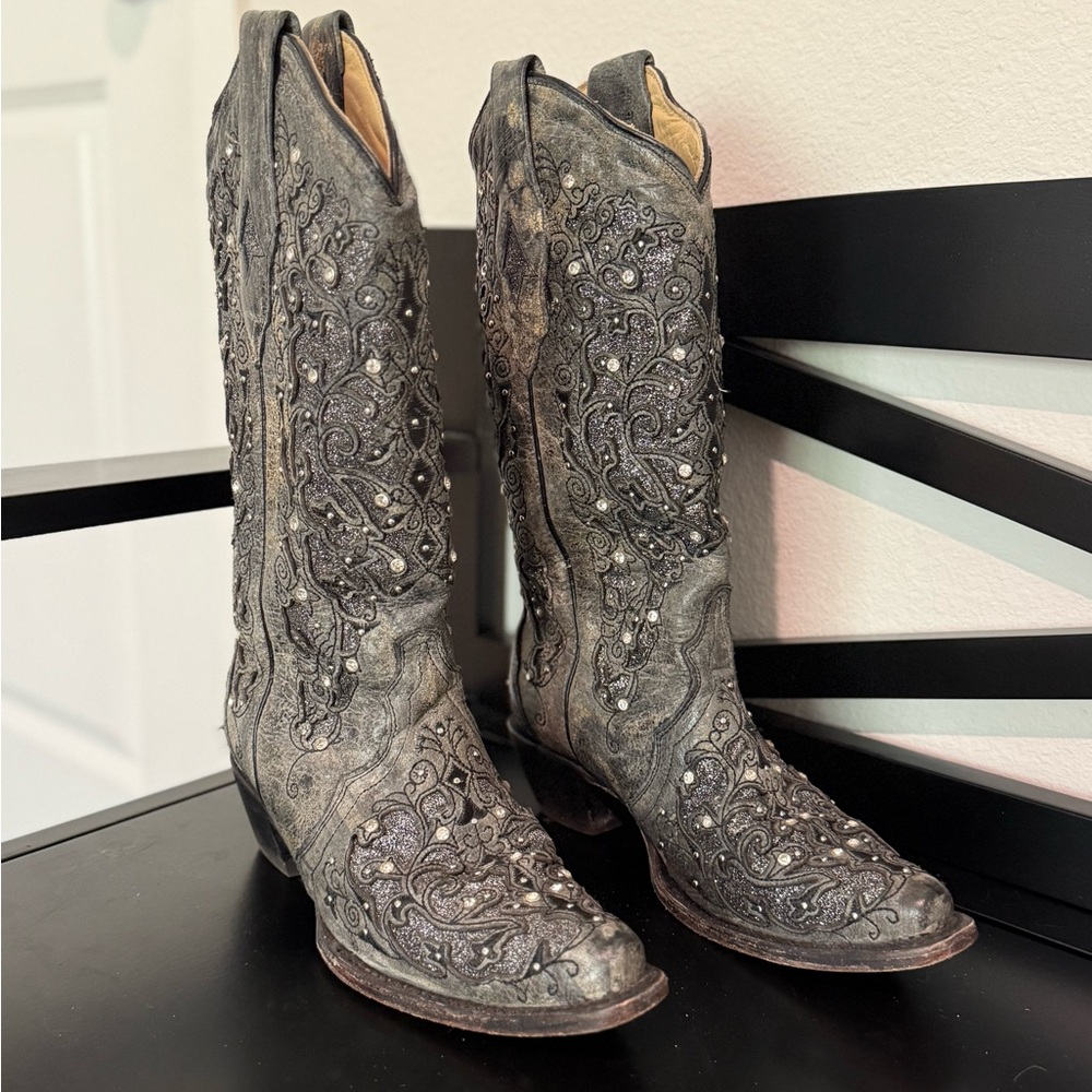 Corral Gray Embroidered Studded Western Heeled Boots
